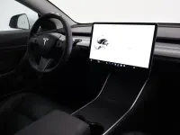 Used Tesla Model 3 Long Range AWD 258 kW (351 HP) 2019 White Sedan
