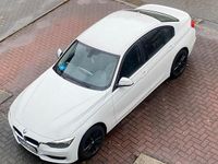 Gebraucht BMW 316 116 PS (85 kW) 2013 Weiß Limousine