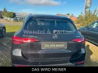 Gebraucht Mercedes GLC300de 136 PS (100 kW) 2023 Schwarz Limousine