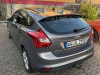Gebraucht Ford Focus Ambiente 95 PS (69 kW) 2014 Limousine