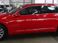 Second-hand VW Passat 122 CP (89 kW) 2023 Roșu Break
