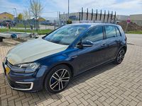 Gebraucht VW Golf VII GTE 204 PS (150 kW) 2015 Blau Limousine
