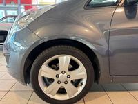 Gebraucht Kia Venga 90 PS (66 kW) 2010 Grau Kleinwagen