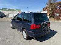 Second-hand Seat Alhambra Reference 140 CP (102 kW) 2010 Albastru Monovolum