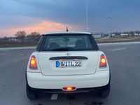 Second-hand Mini ONE 75 CP (55 kW) 2010 Bej Hatchback