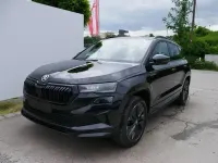 Neu Skoda Karoq SportLine 190 PS (139 kW) 2026 Blackmagic perleffekt SUV