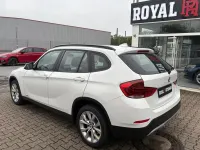 Używany BMW X1 Advantage 143 KM (105 kW) 2014 Biały SUV