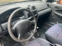 Używany Mazda 323 75 KM (55 kW) 1998 Zielony Hatchback