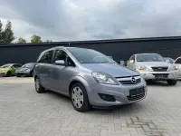 Gebraucht Opel Zafira Innovation 116 PS (85 kW) 2009 Silber Van / Kleinbus