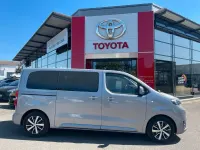 Gebraucht Toyota Proace Verso Plus 177 PS (130 kW) 2023 Bismutsilber metallic Kombi