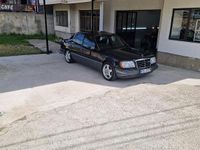 Gebraucht Mercedes E250 136 PS (100 kW) 1994 Schwarz Limousine