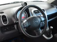 Gebraucht Opel Agila Edition 68 PS (50 kW) 2012 Silber Kleinwagen