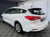 Gebraucht Ford Focus Cool & Connect 101 PS (74 kW) 2021 Weiß Kombi