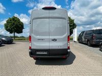 Gebraucht Ford Transit Trend 131 PS (96 kW) 2025 Grau Van / Kleinbus