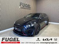 Gebraucht Kia ProCeed Comfort 204 PS (150 kW) 2023 (1k) zilinaschwarz met. Kleinwagen