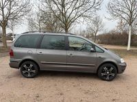 Gebraucht VW Sharan 115 PS (84 kW) 2008 Grau Van / Kleinbus