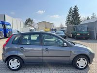 Gebraucht Ford Fiesta Ghia 80 PS (58 kW) 2005 Grau Kleinwagen