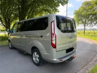 Gebraucht Ford Tourneo Titanium 170 PS (125 kW) 2017 Grau Van / Kleinbus