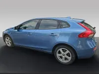 Gebraucht Volvo V40 You! 122 PS (89 kW) 2016 Blau Limousine