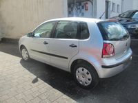 Gebraucht VW Polo Trendline 60 PS (44 kW) 2008 Silber Kleinwagen