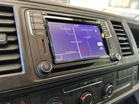 Gebraucht VW Transporter 204 PS (150 kW) 2017 Candyweiss Van