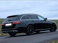Używany Mercedes E220 AMG 194 KM (142 kW) 2017 Czarny Kombi