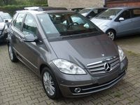 Gebraucht Mercedes A160 Elegance 95 PS (69 kW) 2011 Grau Limousine