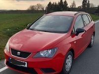 Używany Seat Ibiza 69 KM (50 kW) 2013 Czerwony Sedan/Limuzyna