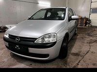 Gebraucht Opel Corsa 75 PS (55 kW) 2002 Silber Limousine