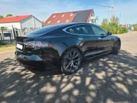 Second-hand Tesla Model S 386 kW (525 CP) 2018 Negru Hatchback