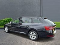 Gebraucht Skoda Superb Ambition 190 PS (139 kW) 2018 Schwarz Kombi