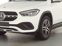 gebraucht Mercedes GLA180 PROGRESSIVE*PANO*LED*AMBIENTE*MBUX*NAVI*