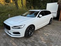 Gebraucht Volvo V90 Momentum 190 PS (139 kW) 2020 Weiß Kombi