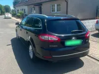 Gebraucht Ford Mondeo 140 PS (102 kW) 2014 Schwarz Kombi