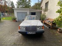 Gebraucht Mercedes E230 132 PS (97 kW) 1988 Weiß Limousine