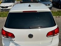 Gebraucht VW Golf VI 105 PS (77 kW) 2012 Weiß Kleinwagen