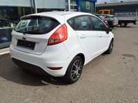 Gebraucht Ford Fiesta Trend 82 PS (60 kW) 2009 Weiß Kleinwagen