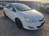 Gebraucht Opel Astra Selection 101 PS (74 kW) 2010 Weiß Limousine