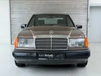 Gebraucht Mercedes E300 179 PS (131 kW) 1989 Braun Limousine