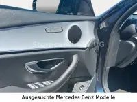 Gebraucht Mercedes E300 Avantgarde 306 PS (225 kW) 2022 Blau Kombi