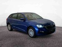 Gebraucht Skoda Scala Active 110 PS (80 kW) 2021 Raceblau metallic Kleinwagen