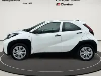 Gebraucht Toyota Aygo X Basis 72 PS (52 kW) 2022 Schneeweiß SUV