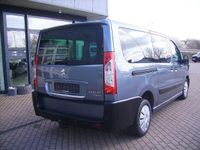 Gebraucht Peugeot TePee 128 PS (94 kW) 2012 Grau Van / Kleinbus