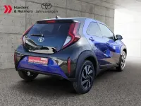 Neu Toyota Aygo 72 PS (52 kW) 2025 Blau