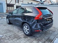 gebraucht Volvo XC60 Momentum 2WD Aut. NAVI~XENON~SHZ