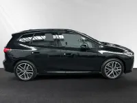 Gebraucht BMW 220 M Sport 163 PS (119 kW) 2025 Black sapphire metallic Coupé