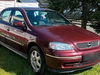 Second-hand Opel Astra 84 CP (61 kW) 2004 Roșu Berlinǎ