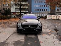 Gebraucht Mercedes E220 AMG line 194 PS (142 kW) 2017 Schwarz Limousine