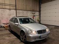 Gebraucht Mercedes C320 224 PS (164 kW) 2006 Silber Kombi