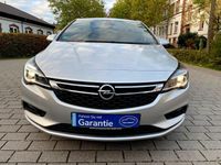 Gebraucht Opel Astra Dynamic 125 PS (91 kW) 2016 Silber Limousine